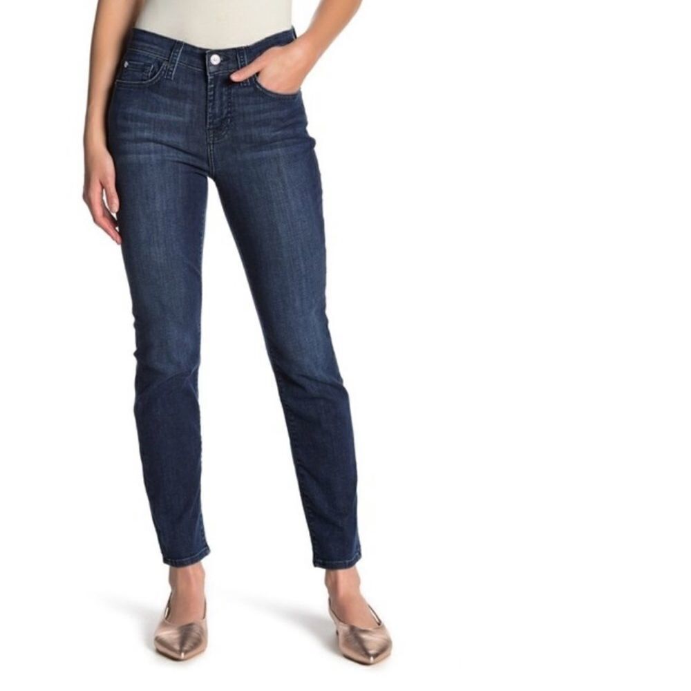 7FAM Roxanne ankle blue jeans
